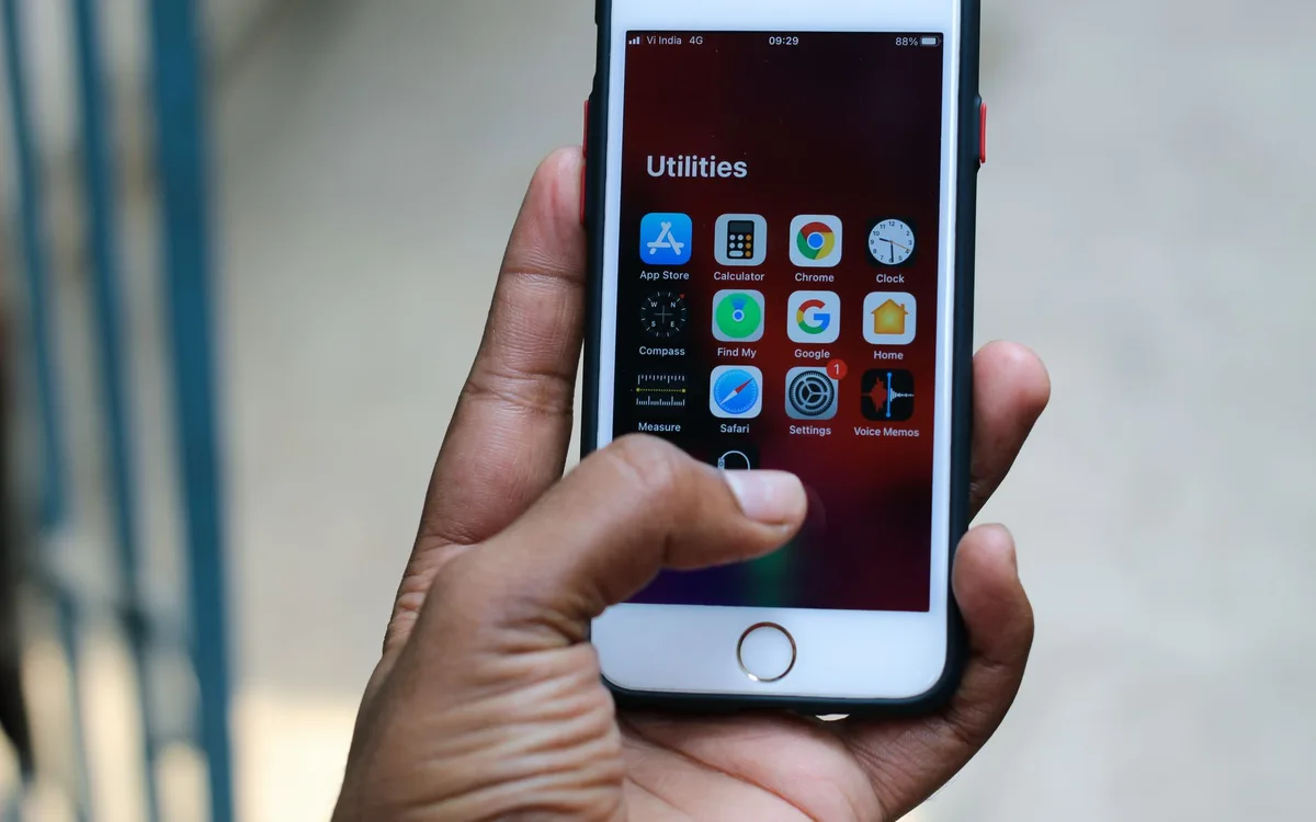 Jak usunąć Chrome z iPhone'a i iPada?