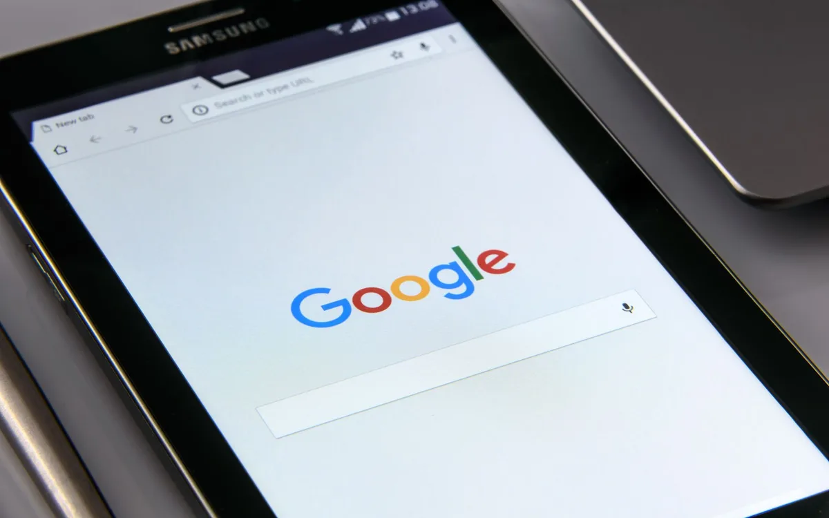 Eksport kontaktów Google przez stronę contacts.google.com