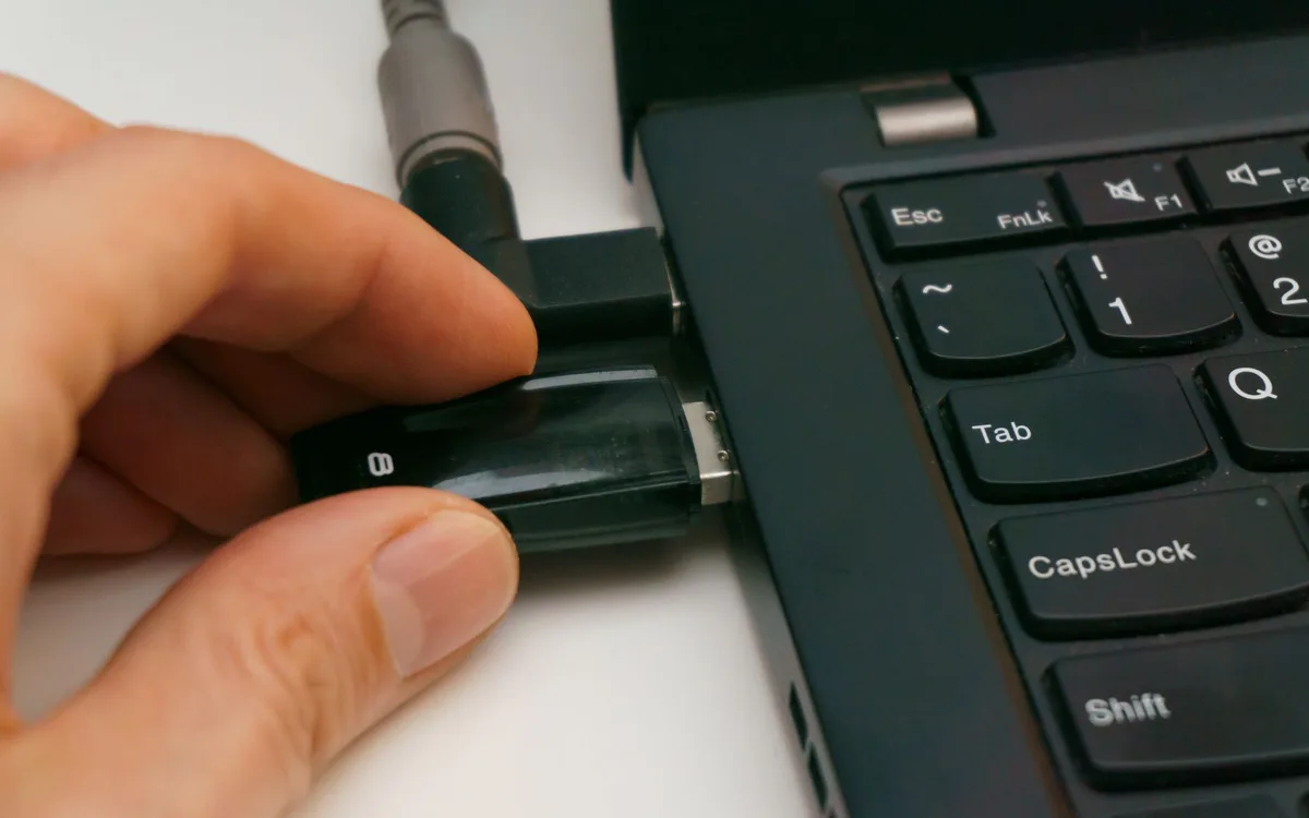 Jak zrobić bootowalny pendrive z Windowsem?