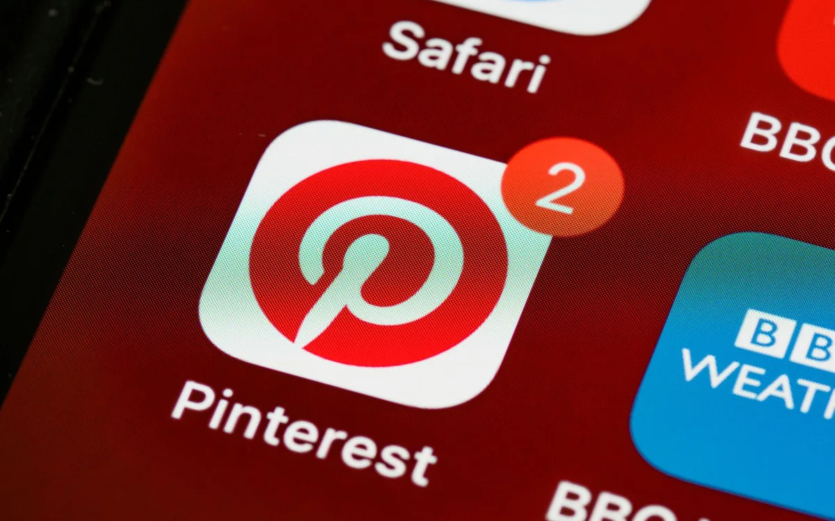 Dlaczego downloader Pinterest na Androida i iPhone może być niebezpieczny?