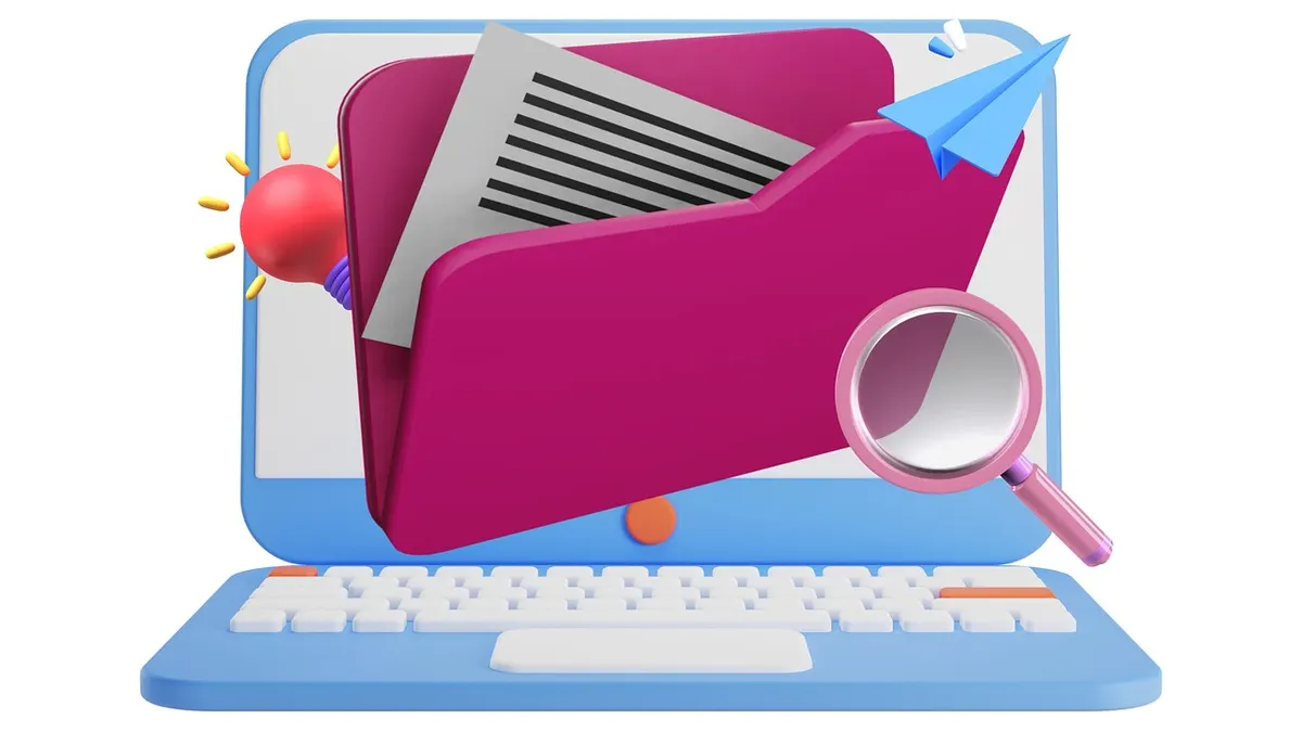 Laptop z dokumentami przygotowanymi do przesłania do chmury