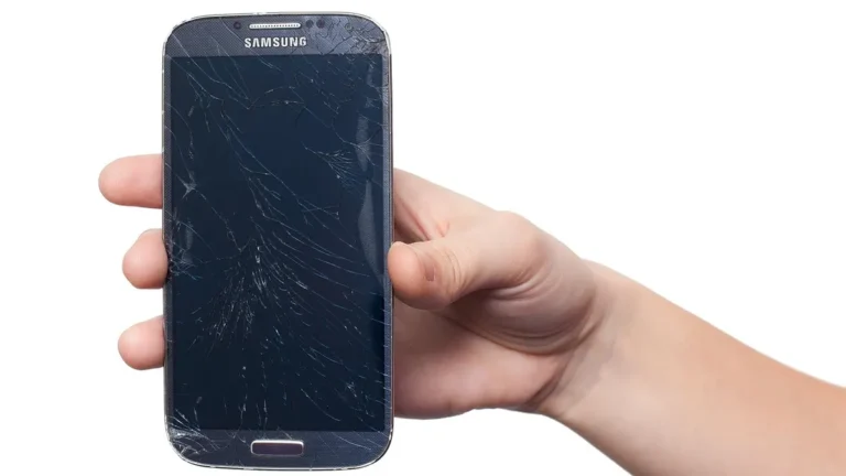 Telefon Samsung Galaxy z widocznym przyciskiem zasilania i ekranem ustawień